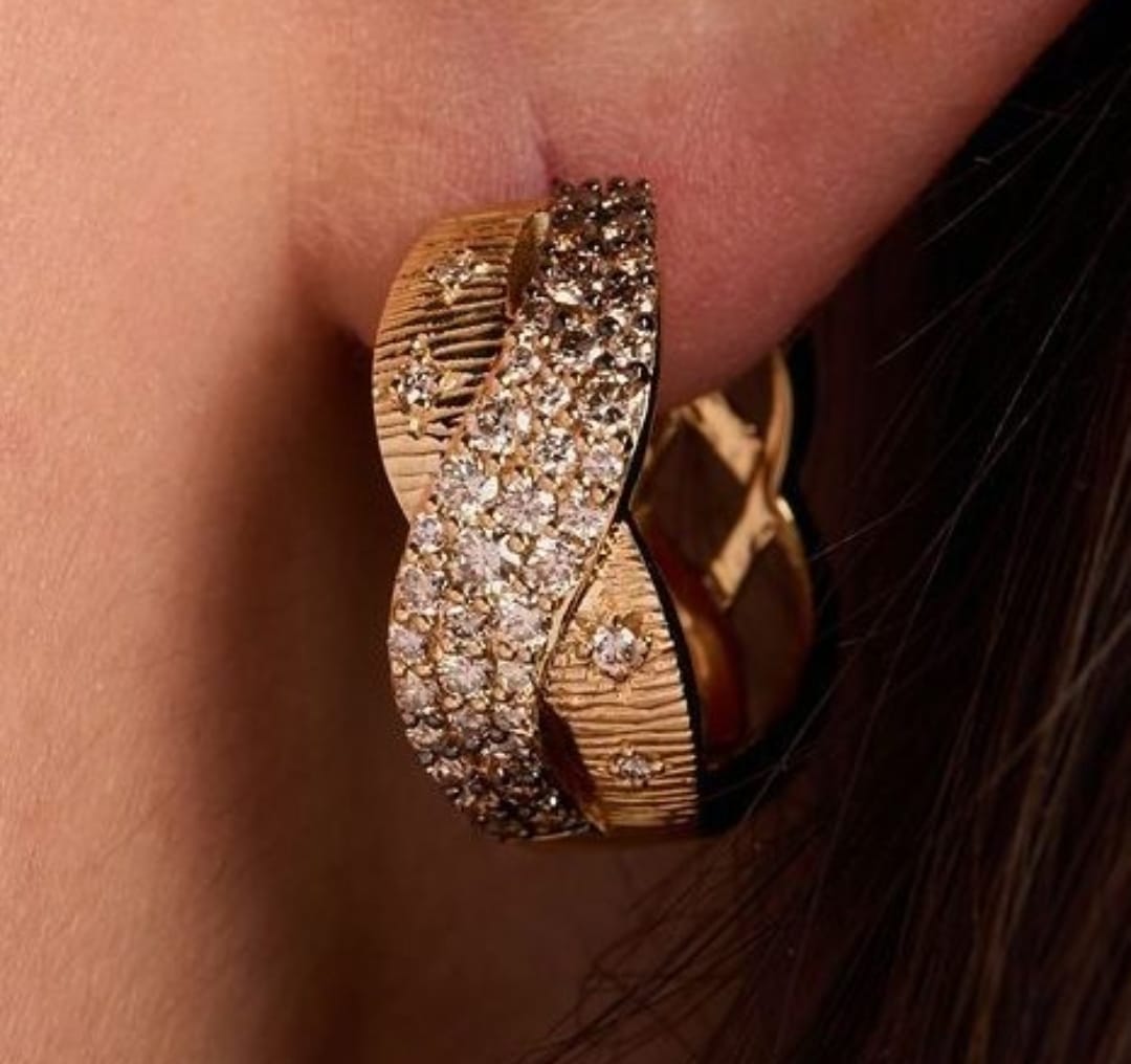 Gold earrings